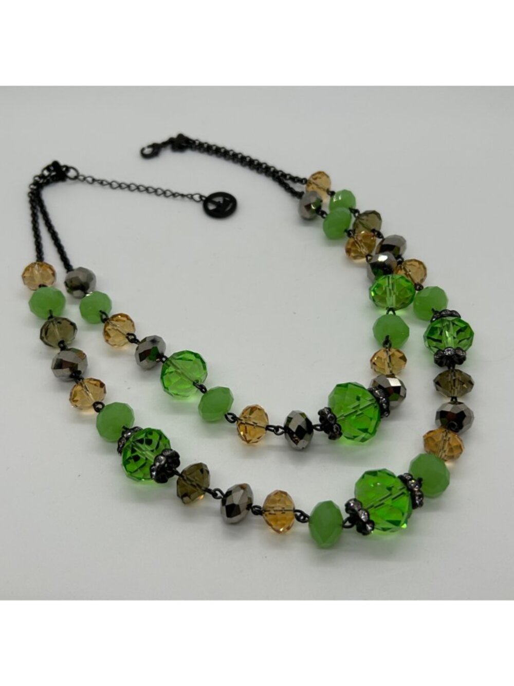 Vintage Crown Trifari Green Glass Bead Multi-Strand Necklace With Rhinestone Acc - Picture 6 of 15